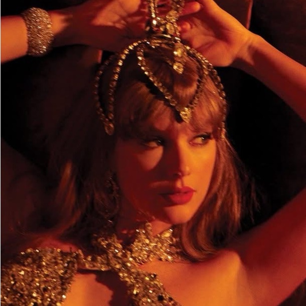 Bracha Gala Gold Ring